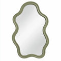 Espelho decorativo de contorno orgânico - Verde